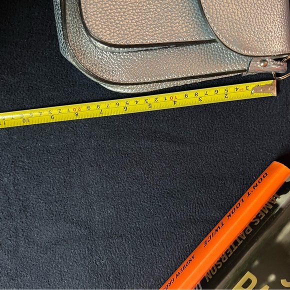 Cuir Rose crossbody - Picture 9 of 13